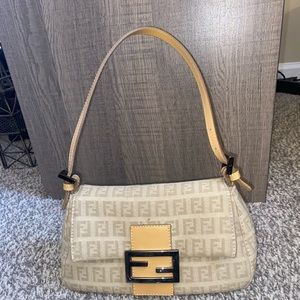 Fendi mini mama baguette vintage